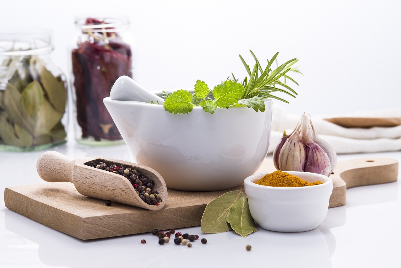 commonly used herbs and spices in Mediterranean cuisine